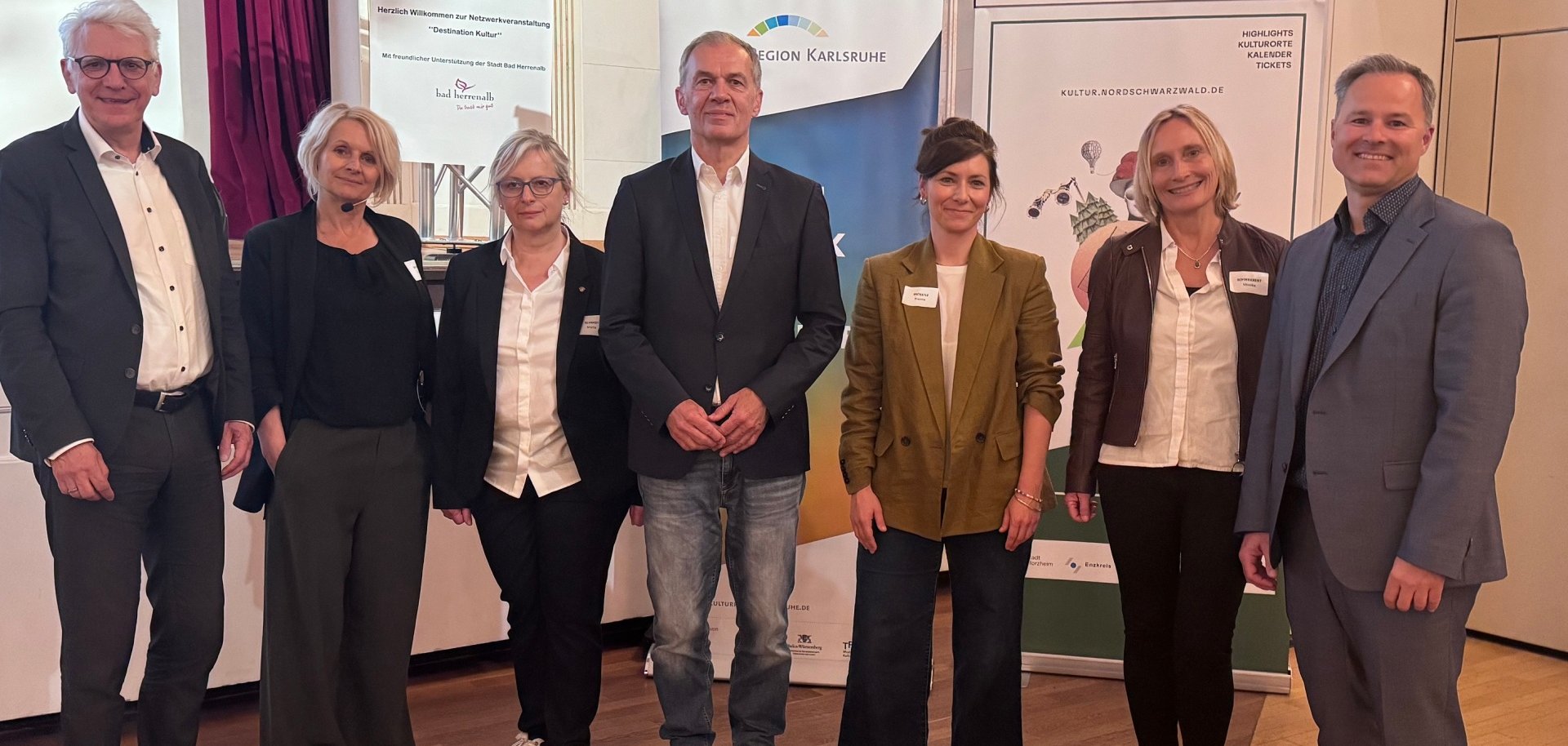 Veranstaltungspartner, Moderatorin und Referentin